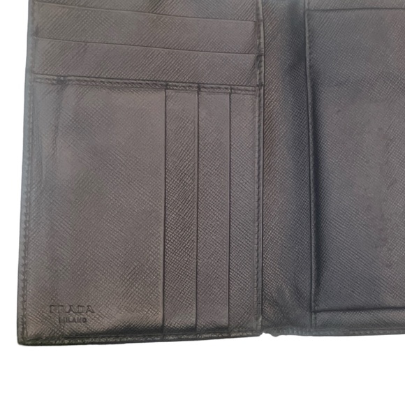 Prada Milano Black Leather Wallet - Picture 8 of 12